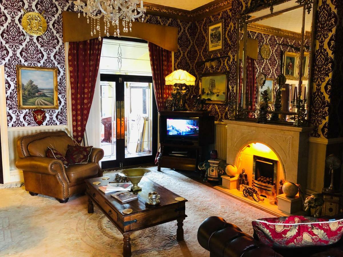 Guest house Castle 86-88 Sheil Rd L6 3af